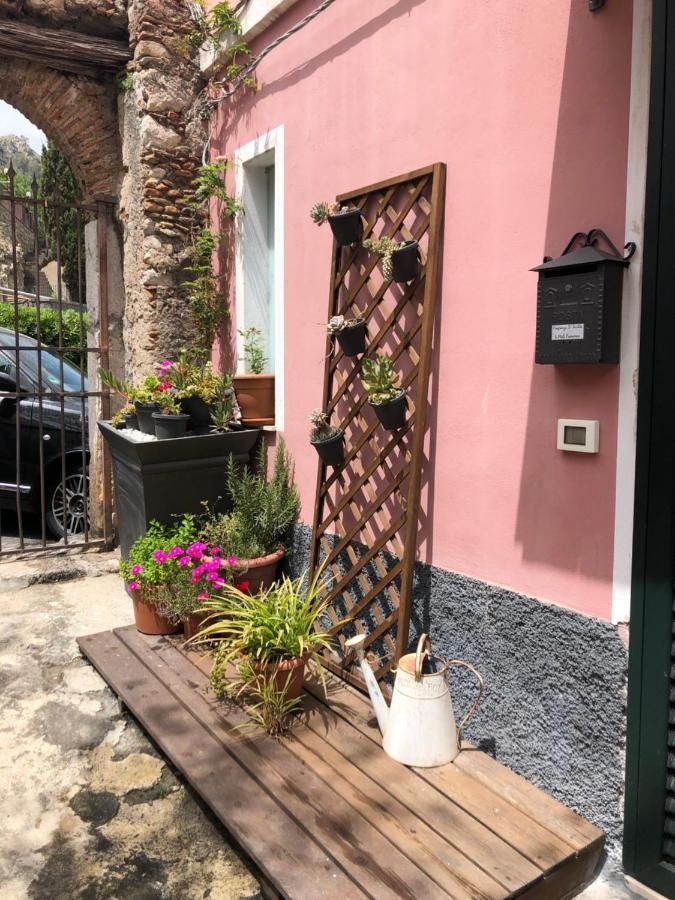 Taormina Private Apartment By Fragranza Di Sicilia Eksteriør billede